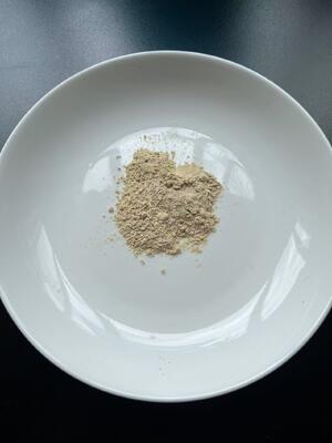 Natural Raw Material Powder Ginseng Root Powder Purity 10-50% Ginsenoside Ginseng Rg3 For Weight Management